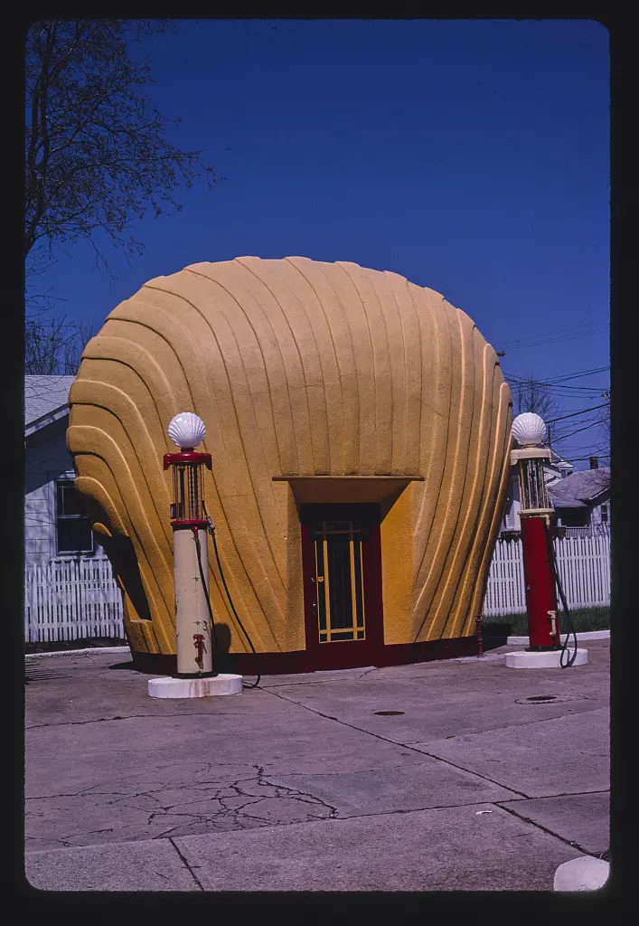 Shell gas station (restoration), Winston-Salem, North Carolina