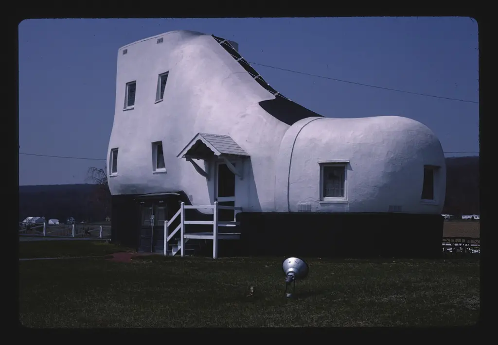 Haines Shoe Building, Hallam, Pennsylvania
