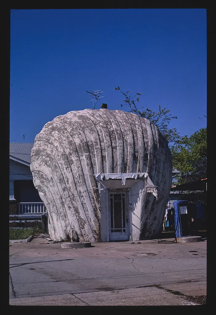 Shell station, Winston-Salem, North Carolina